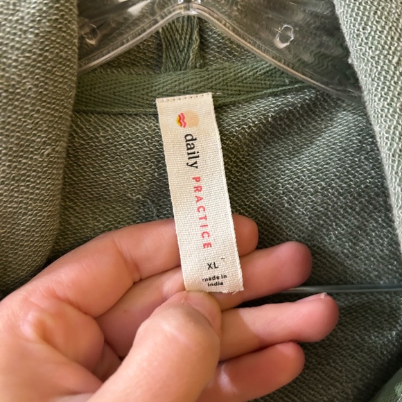 Anthropologie Daily Practice Stylish Olive Green Hooded Vest for Women size XL - Picture 2 of 3